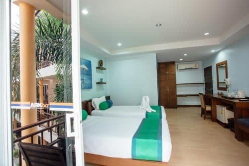 Premier Deluxe Twin Room