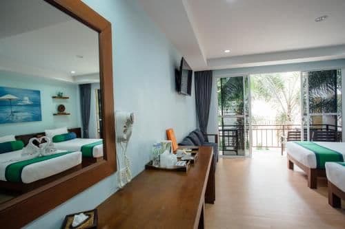 Premier Deluxe Twin Room