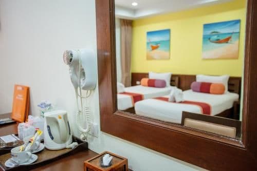 Premier Deluxe Twin Room