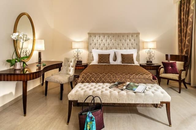 JUNIOR SUITE CAPACITY 4