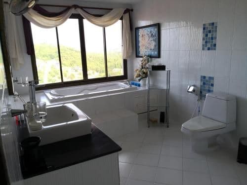 Deluxe Double Room with Balcony and Sea View