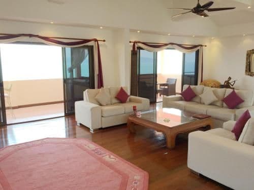 Family Room with Sea View