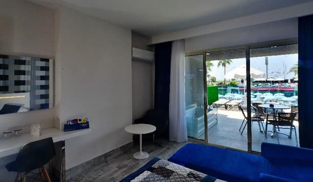 DOUBLE DELUXE WITH JACUZZI