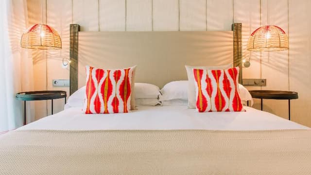 Double or Twin STANDARD