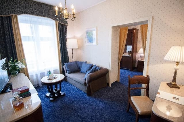 JUNIOR SUITE STANDARD
