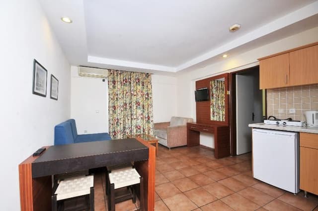 APARTMENT ONE BEDROOM