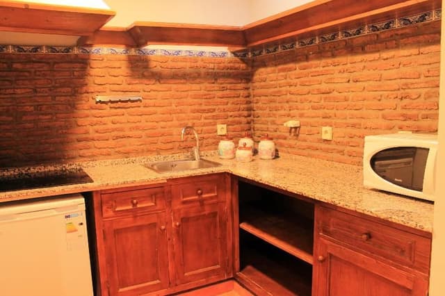 BUNGALOW CAPACITY 5 ONE BEDROOM