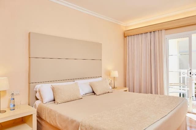 APARTMENT PREMIUM
