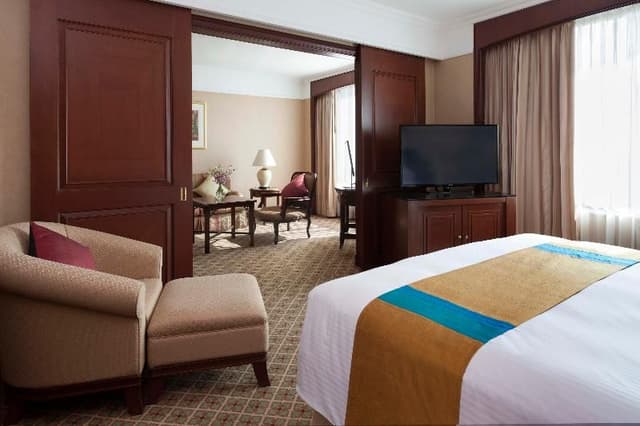 JUNIOR SUITE WITH DOUBLE BED