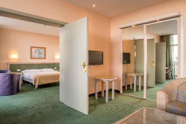 JUNIOR SUITE STANDARD