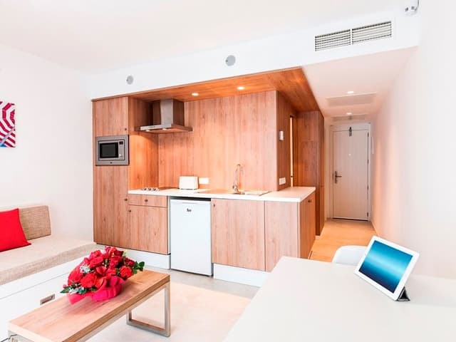 APARTMENT SUPERIOR