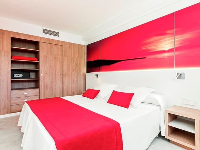 APARTMENT SUPERIOR
