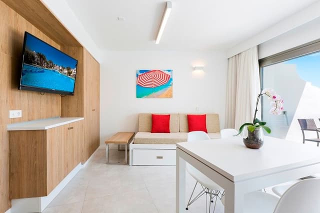 APARTMENT CAPACITY 2