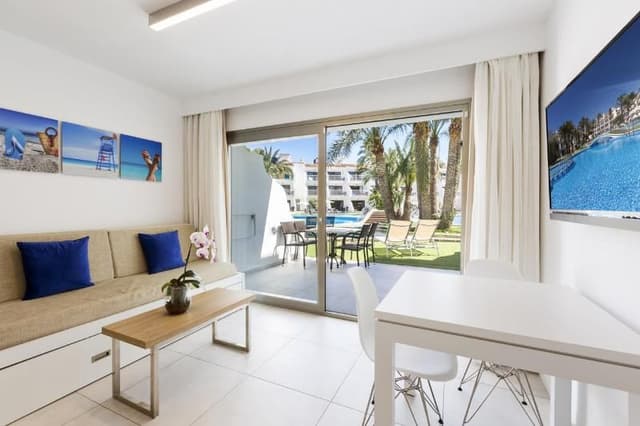 APARTMENT PREMIUM