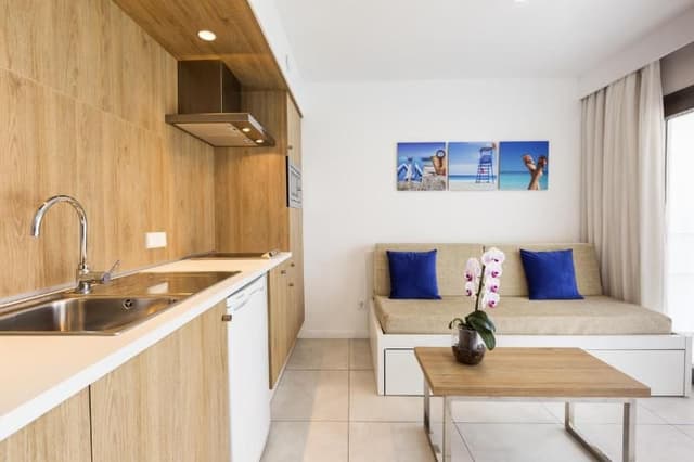 APARTMENT PREMIUM