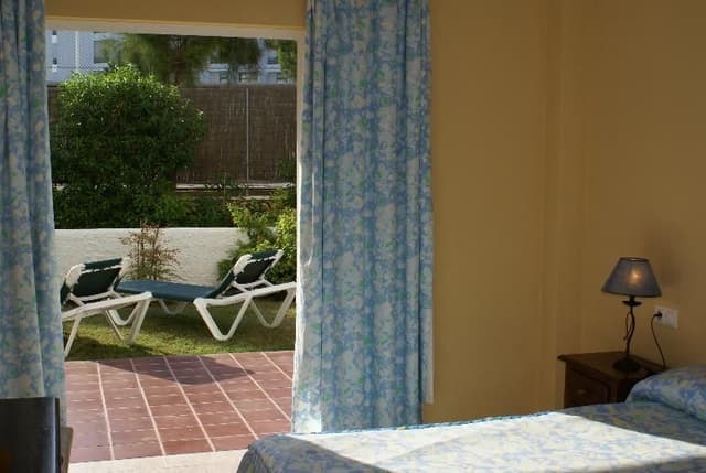 APARTMENT CAPACITY 6 TWO BEDROOMS