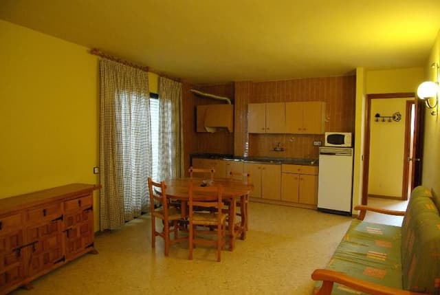 APARTMENT CAPACITY 3 ONE BEDROOM