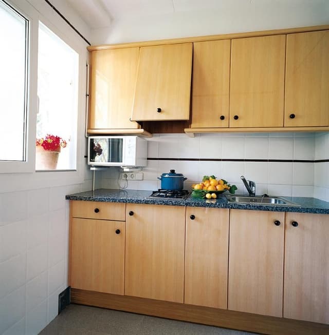 APARTMENT CAPACITY 6 TWO BEDROOMS
