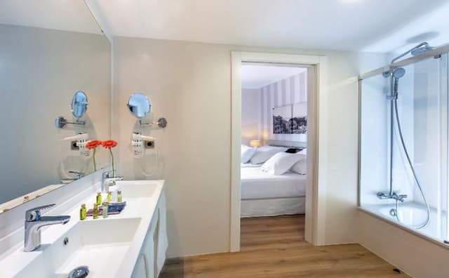JUNIOR SUITE CAPACITY 3