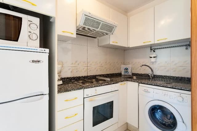 APARTMENT CAPACITY 4 ONE BEDROOM