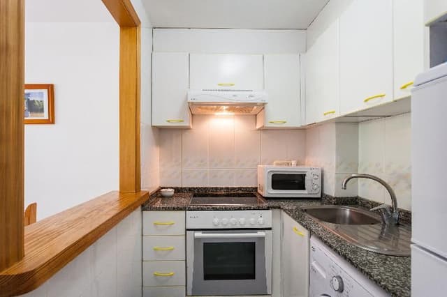 APARTMENT CAPACITY 4 ONE BEDROOM