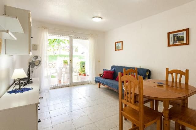 APARTMENT CAPACITY 4 ONE BEDROOM