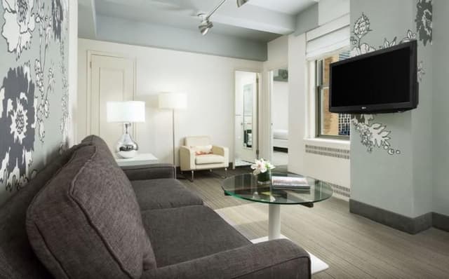 SUITE ONE BEDROOM