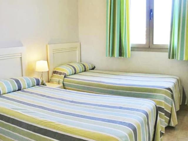 APARTMENT CAPACITY 7 THREE BEDROOMS