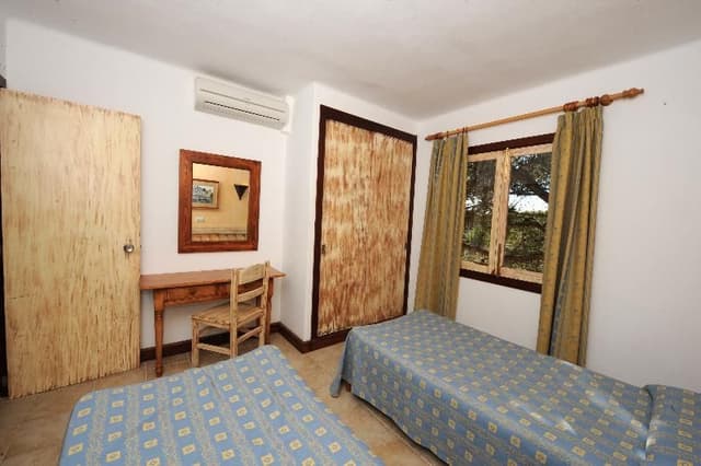 APARTMENT ONE BEDROOM