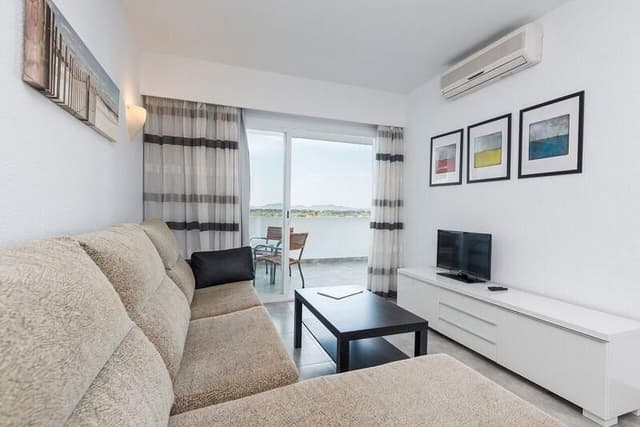 APARTMENT CAPACITY 3