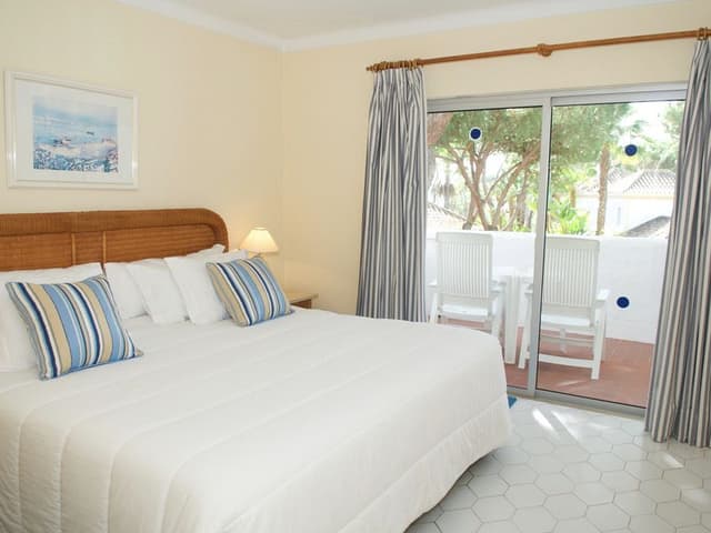 VILLA THREE BEDROOMS