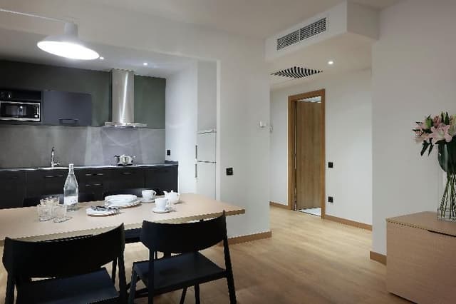 APARTMENT CAPACITY 2