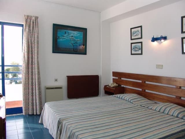 TWIN SEA VIEW