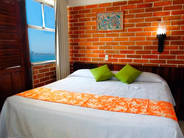 DOUBLE SEA VIEW