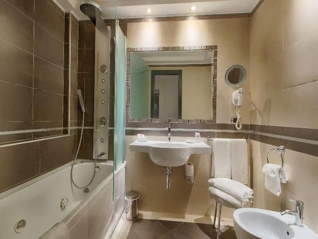 DOUBLE COMFORT