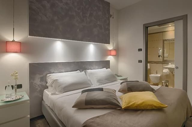 DOUBLE COMFORT