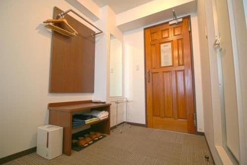 Standard Twin Room with Mountain View
