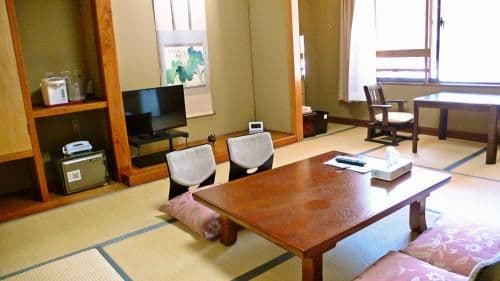 Family Room with Garden View