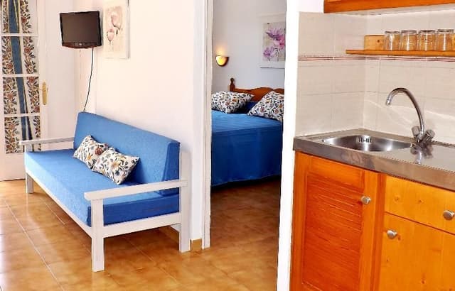 APARTMENT ONE BEDROOM