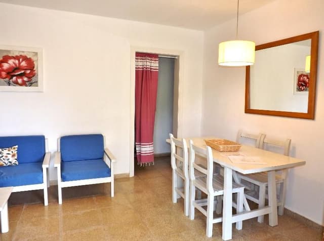 APARTMENT THREE BEDROOMS