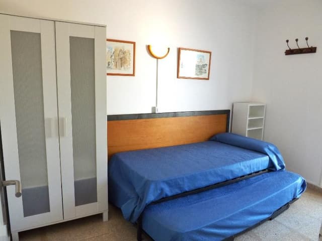 APARTMENT THREE BEDROOMS