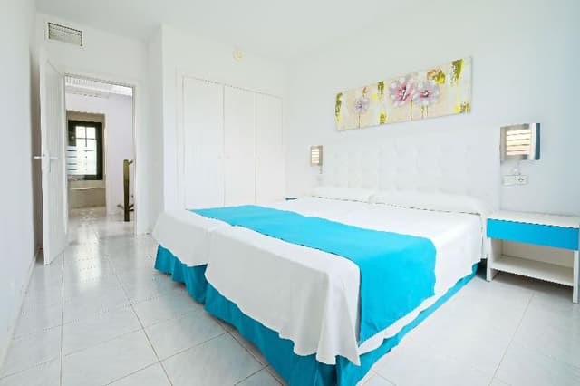APARTMENT ONE BEDROOM