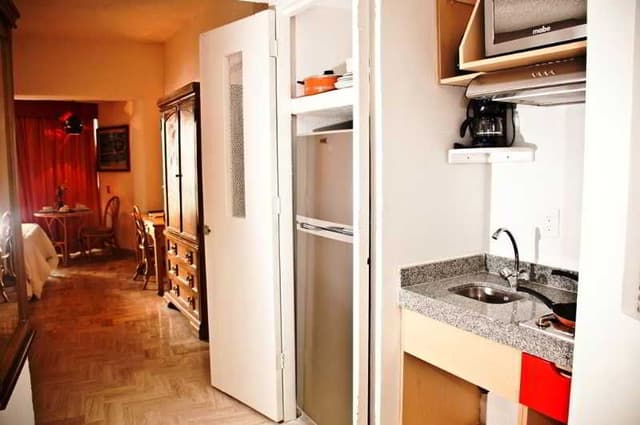 DOUBLE WITH KITCHENETTE