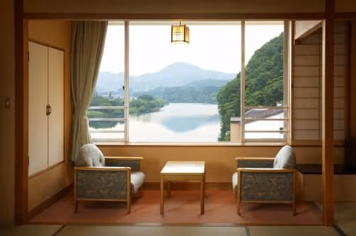 Japanese-Style Room with Shared Bathroom
