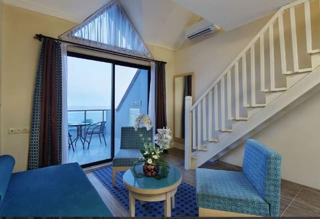 DOUBLE SEA VIEW