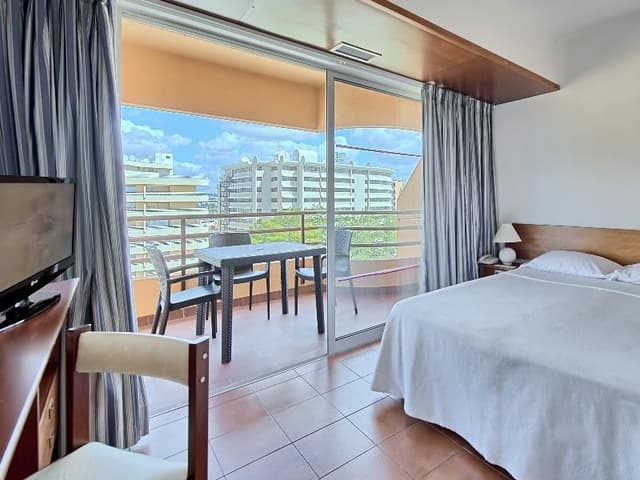 APARTMENT SEA VIEW