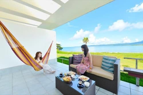 Suite with Ocean View