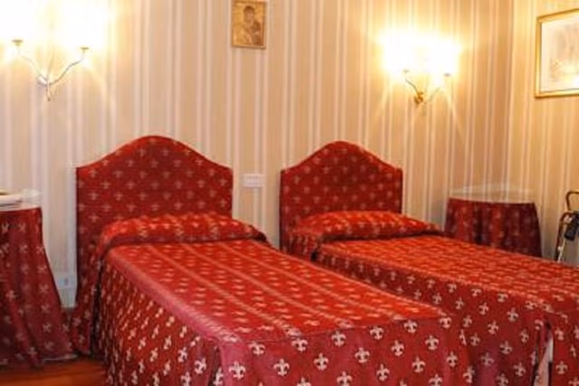 TWIN STANDARD