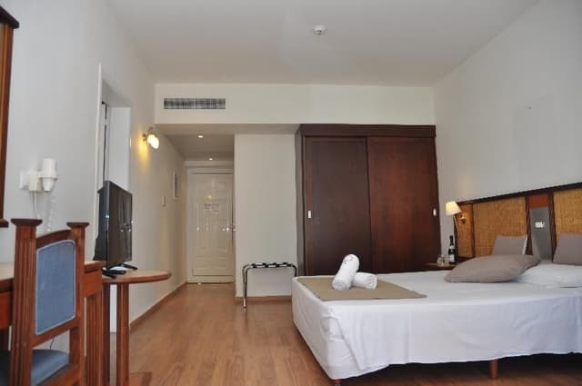 FAMILY ROOM TWO BEDROOMS