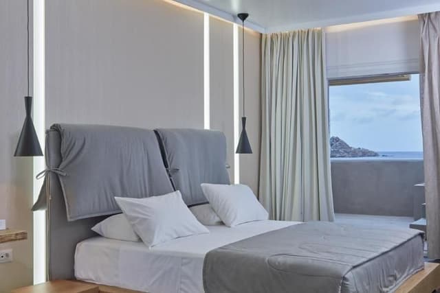 SUITE DELUXE SEA VIEW WITH BALCONY